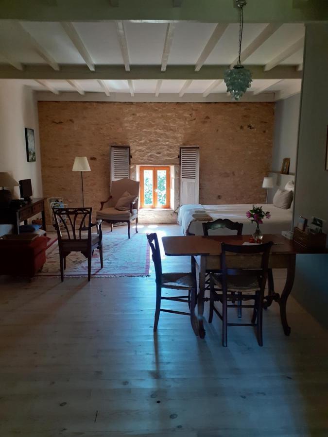 Maison Frankrijk Couloutre Eksteriør bilde