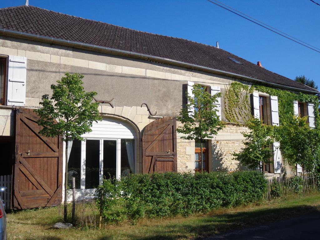 Maison Frankrijk Couloutre Rom bilde